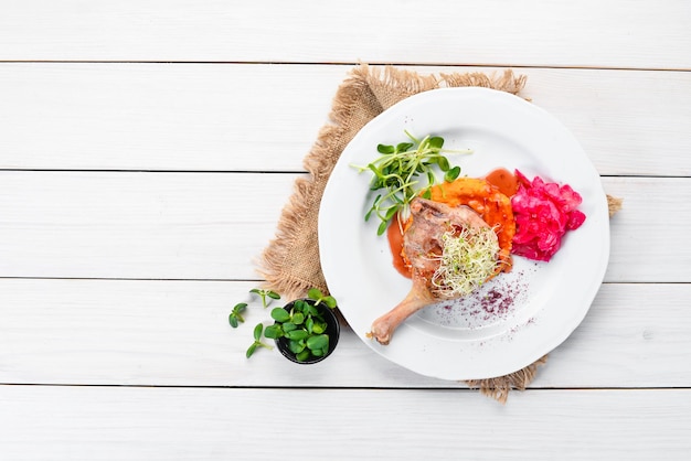 Farfurie cu mâncare de sezon